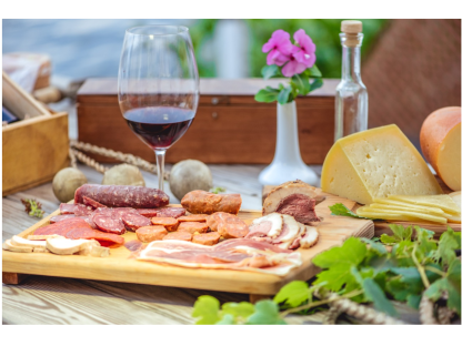 Productos gourmet: quesos, embutidos y jamones